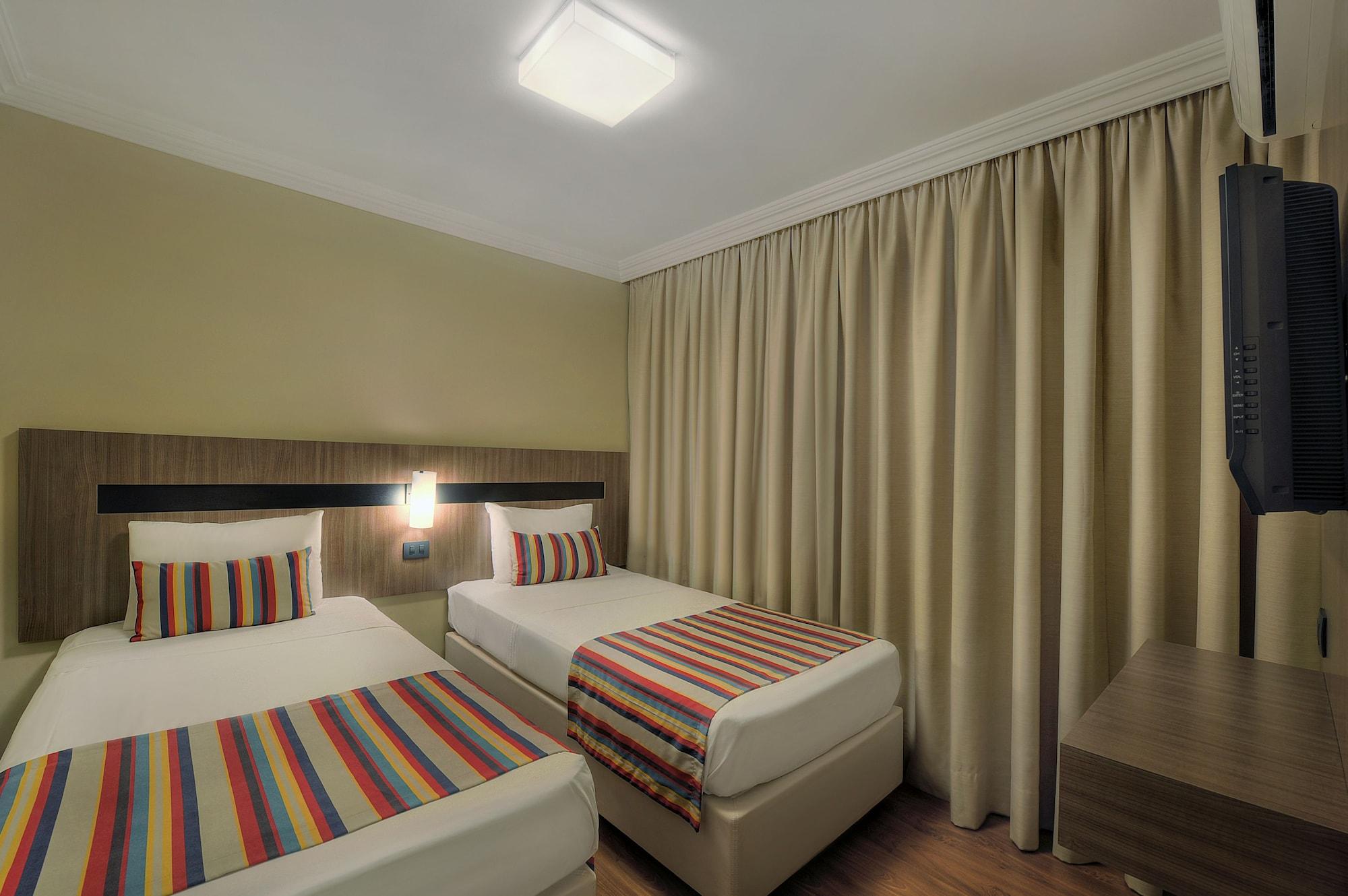 Hotel Deville Express Cascavel Cascavel  Exterior photo