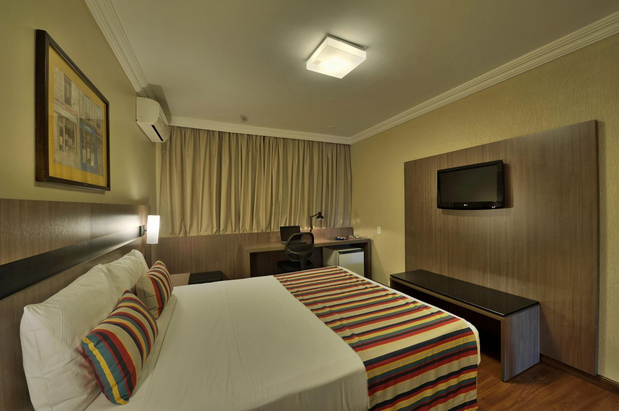 Hotel Deville Express Cascavel Cascavel  Exterior photo