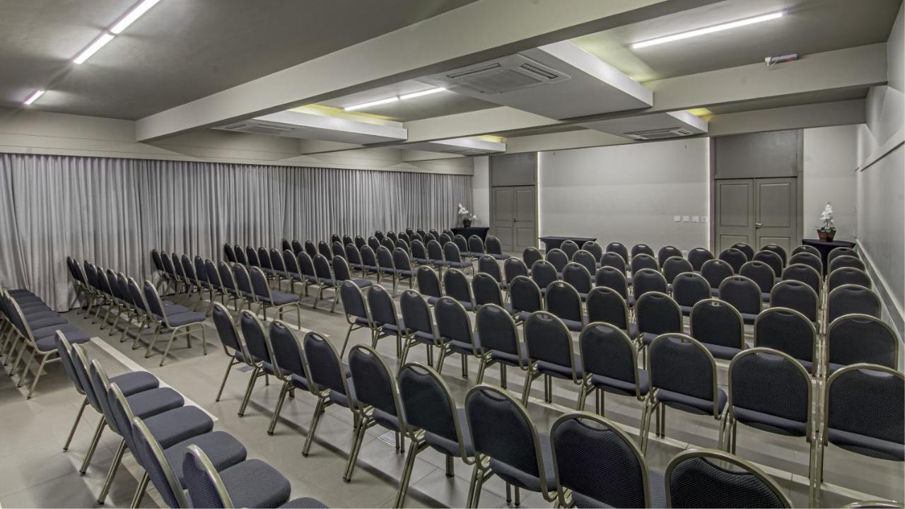 Hotel Deville Express Cascavel Cascavel  Exterior photo