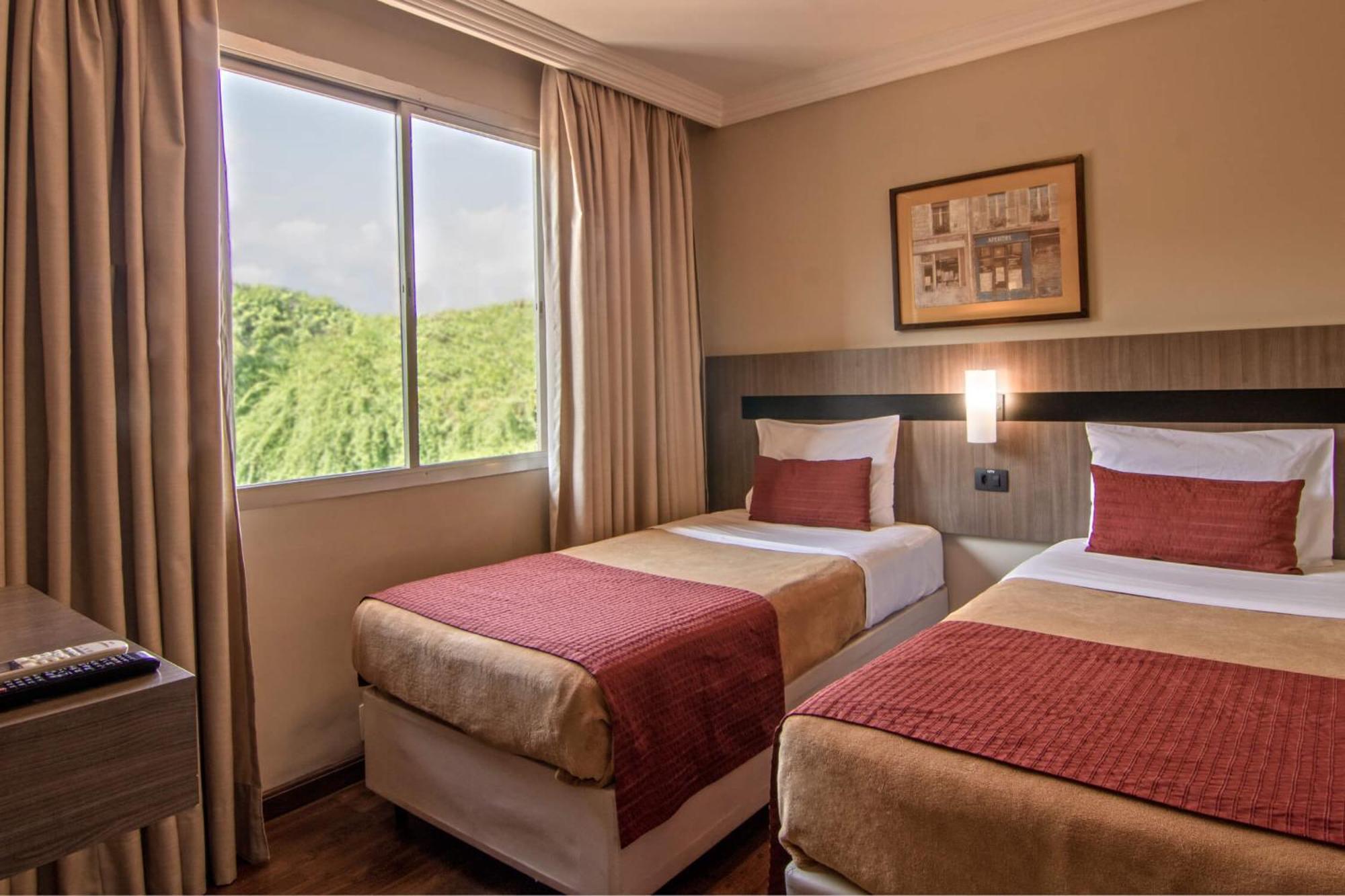 Hotel Deville Express Cascavel Cascavel  Exterior photo