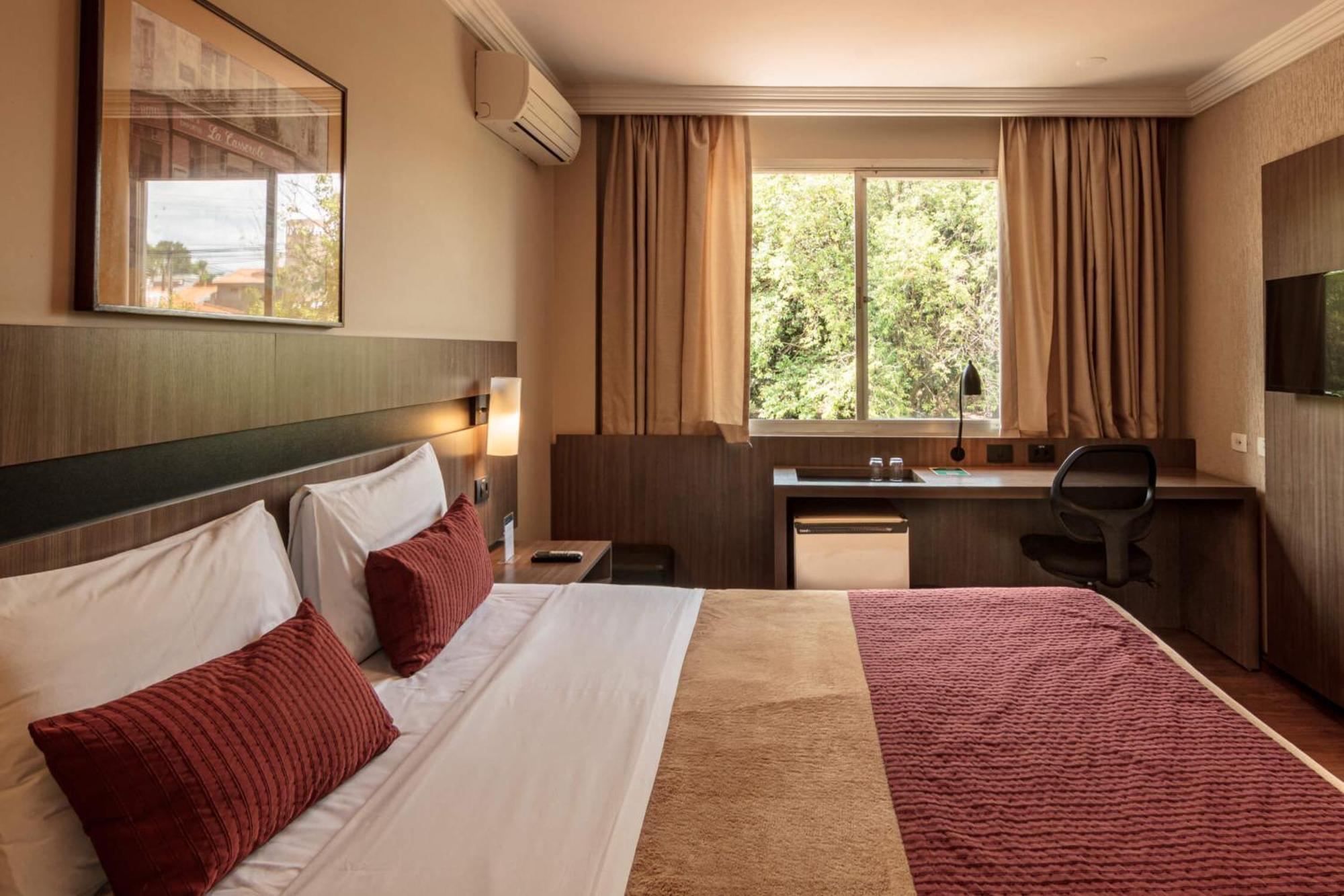 Hotel Deville Express Cascavel Cascavel  Exterior photo